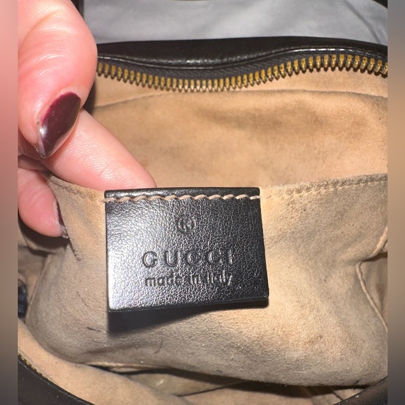 Gucci Marmont GG Mini Crossbody with Box - Picture 4 of 11